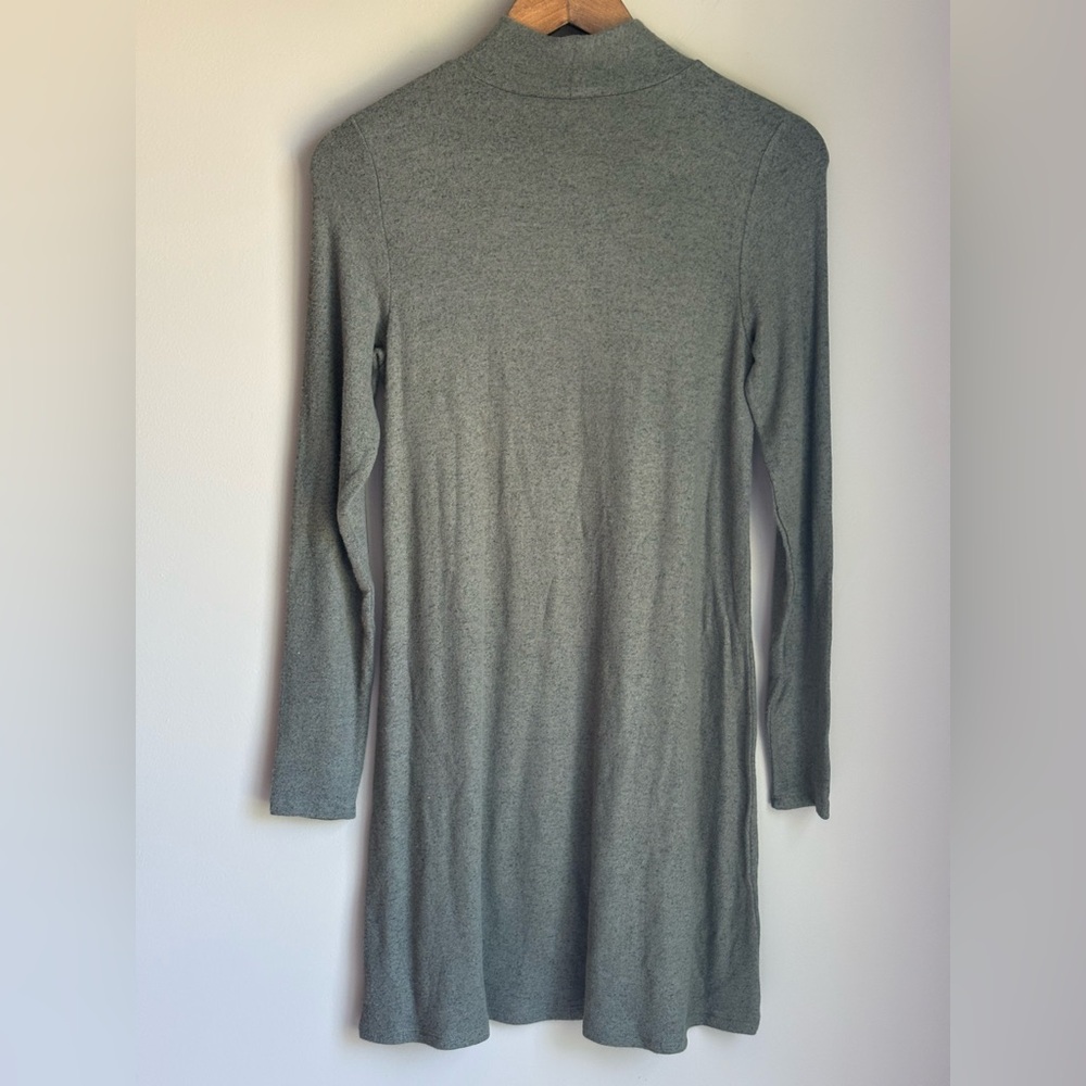 NWT American Eagle Mock Neck Lightweight Sweater Dress Green Size Small - Picture 6 of 6